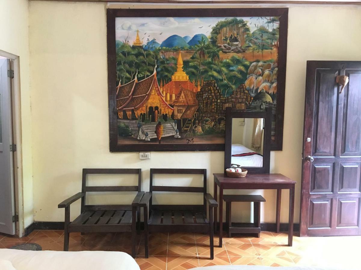 Mano Temple House 호텔 루앙프라방 외부 사진